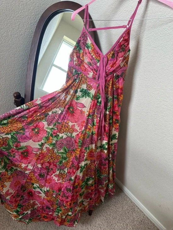 Free People dreamweaver Pink Floral Maxi Dress with Strappy V-Neck - Picture 1 of 5